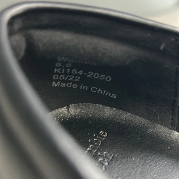 NWOT Abercrombie & Fitch Pamela chunky platform loafers in black Size 8.5 - Picture 13 of 13